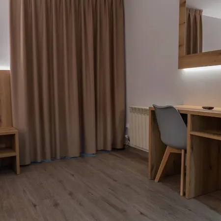 Hostel El 9 Baral-la